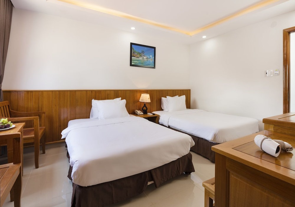 Royal Hotel Nha Trang 28/55