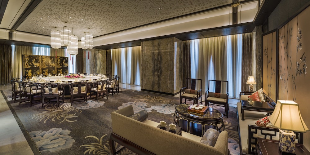 Wanda Reign Chengdu 22/45