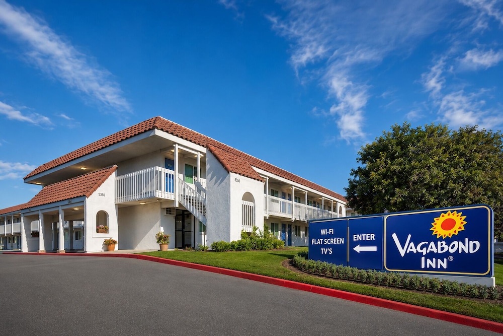 Motel6 Carpinteria CA Santa Barbara South 7/62