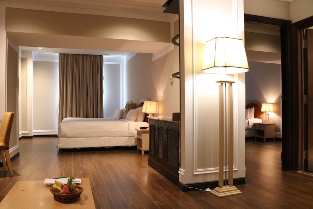 Sunrise Nha Trang Beach Hotel and Spa 26/78