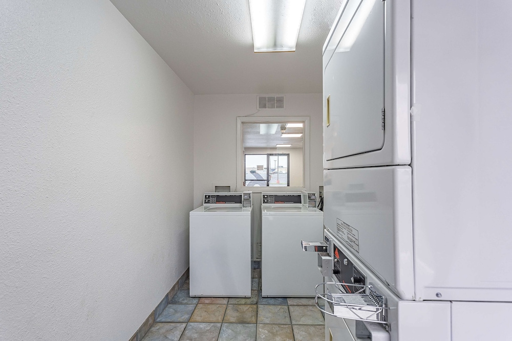 Motel6 Billings, MT - South 25/37
