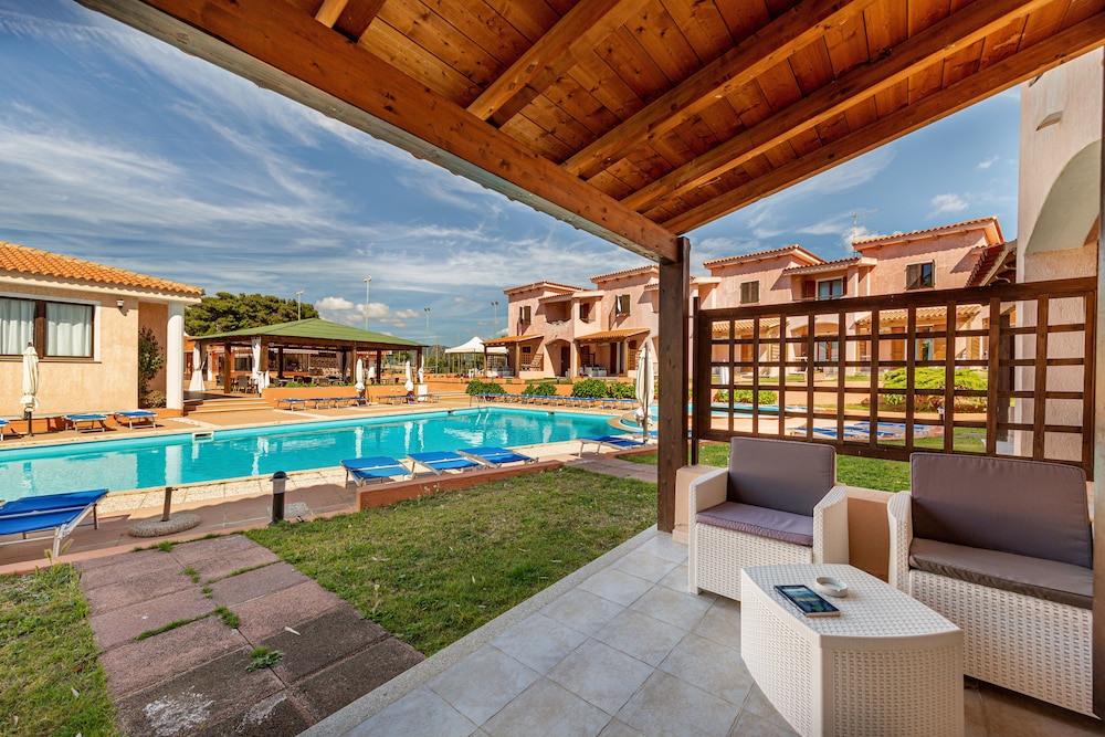 Marina Manna Hotel Club Village 32/53