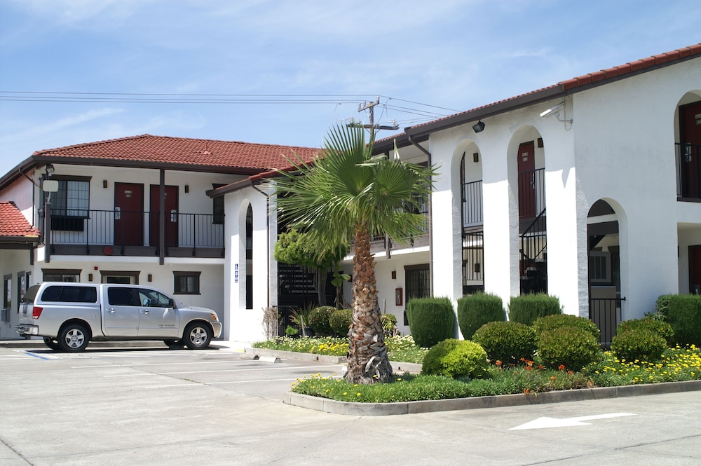 Travelodge by Wyndham Vallejo 27/34