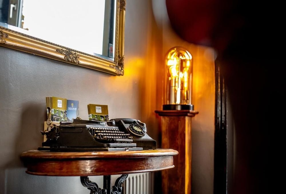 Inn at Cheltenham Parade 19/42