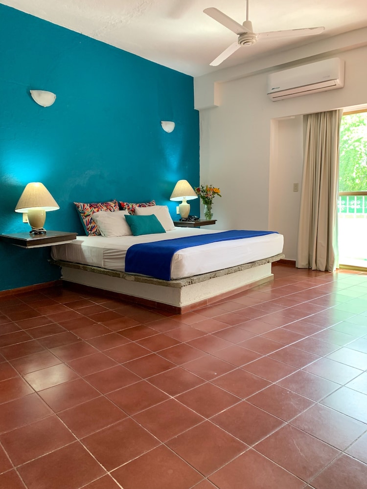 JUNIOR SUITE, BALCONY