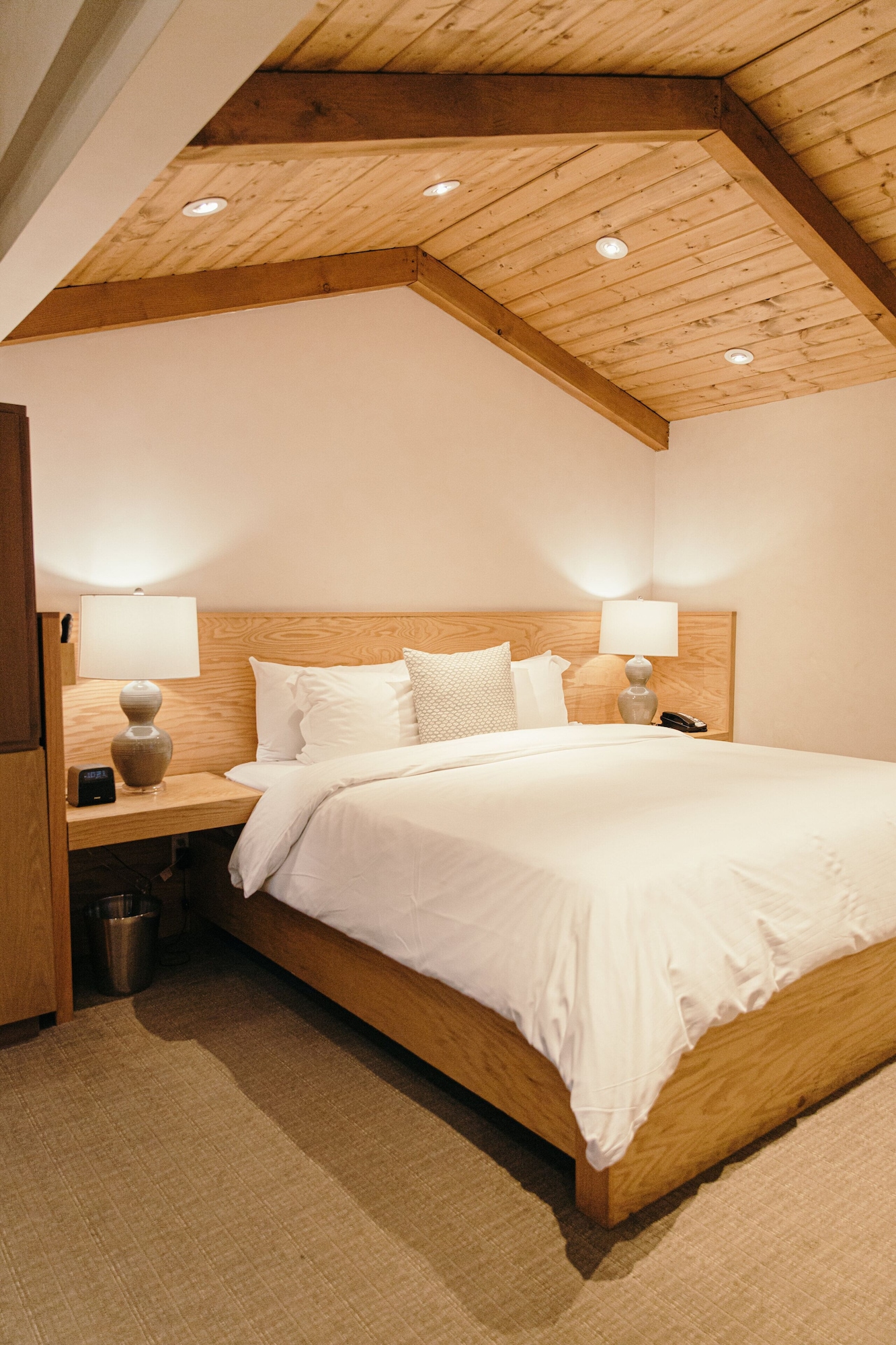 Signature, Cottage, Suite, Single, King Bed