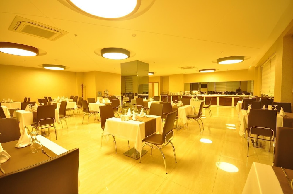Bupa Hotel 20/26