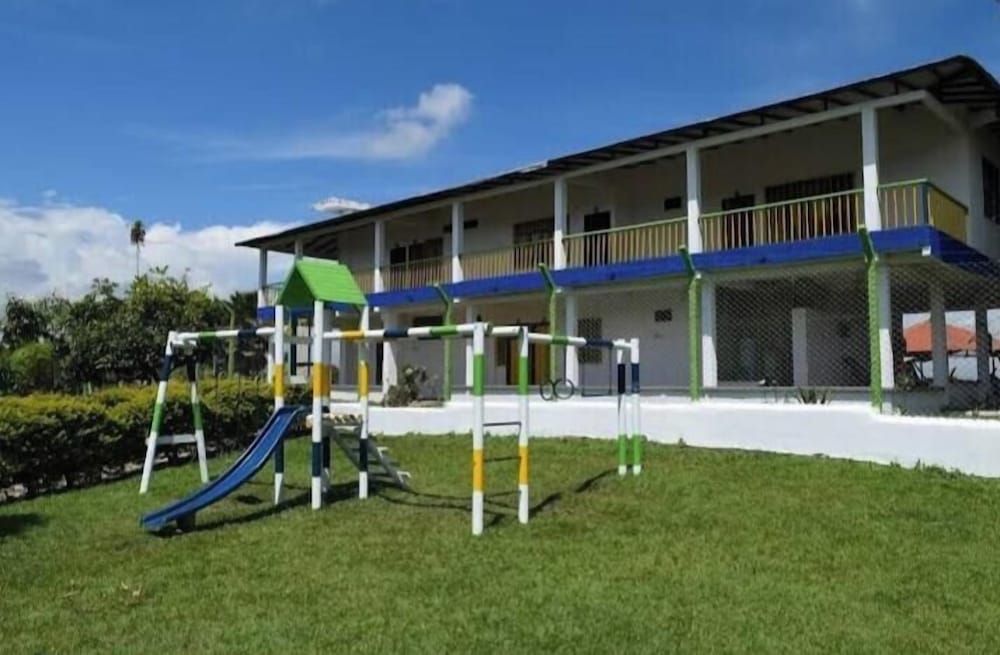 Finca Hotel La Moni 13/18