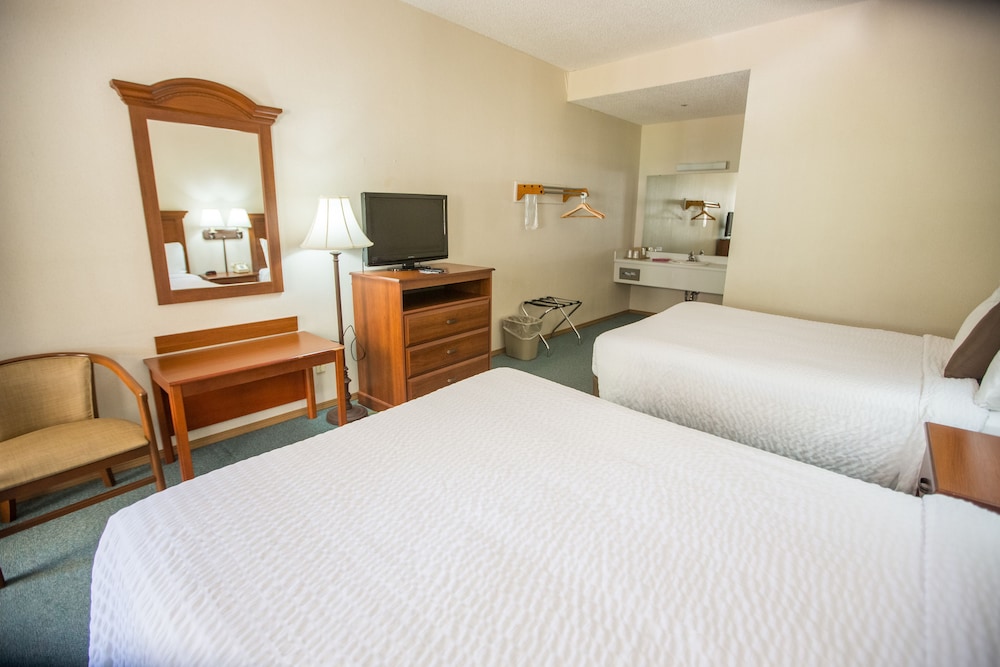 Green Gables Inn 16/43