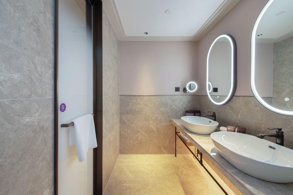 Mercure Xiamen Science City 38/44