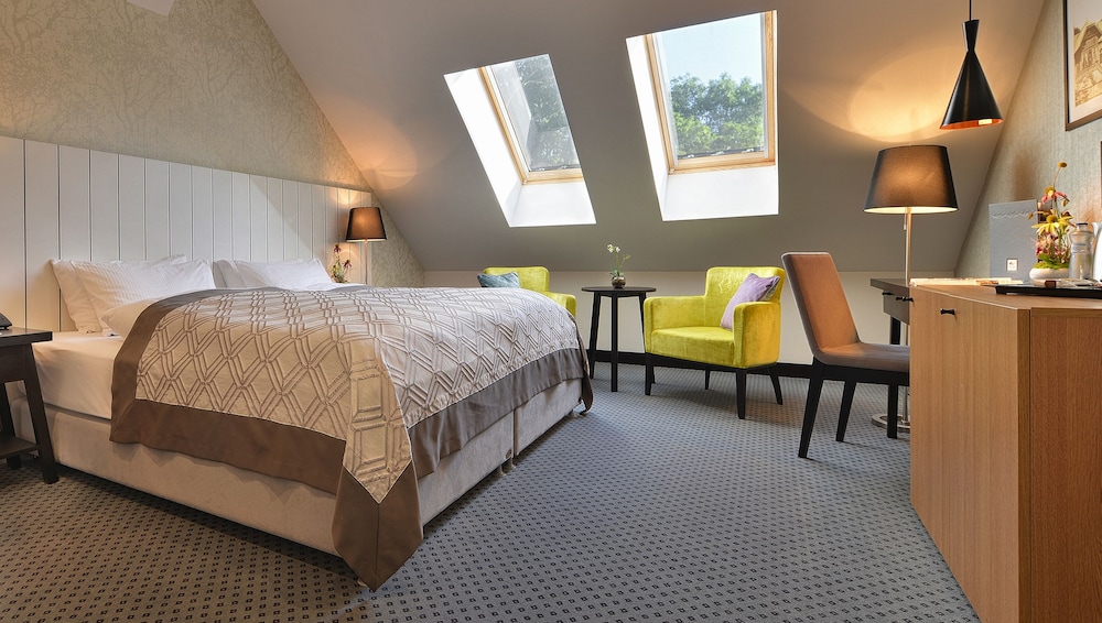 Hotel Pod Lipou 7/50