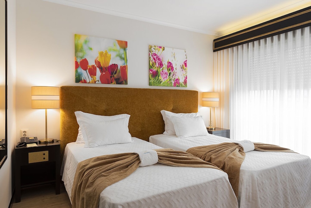Hotel Jardim 18/35