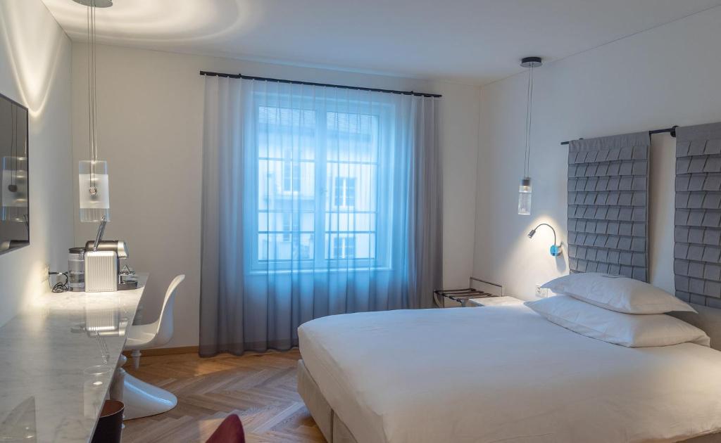 Room, Double Bed, Caspar Swiss Quality Hotel 4/8