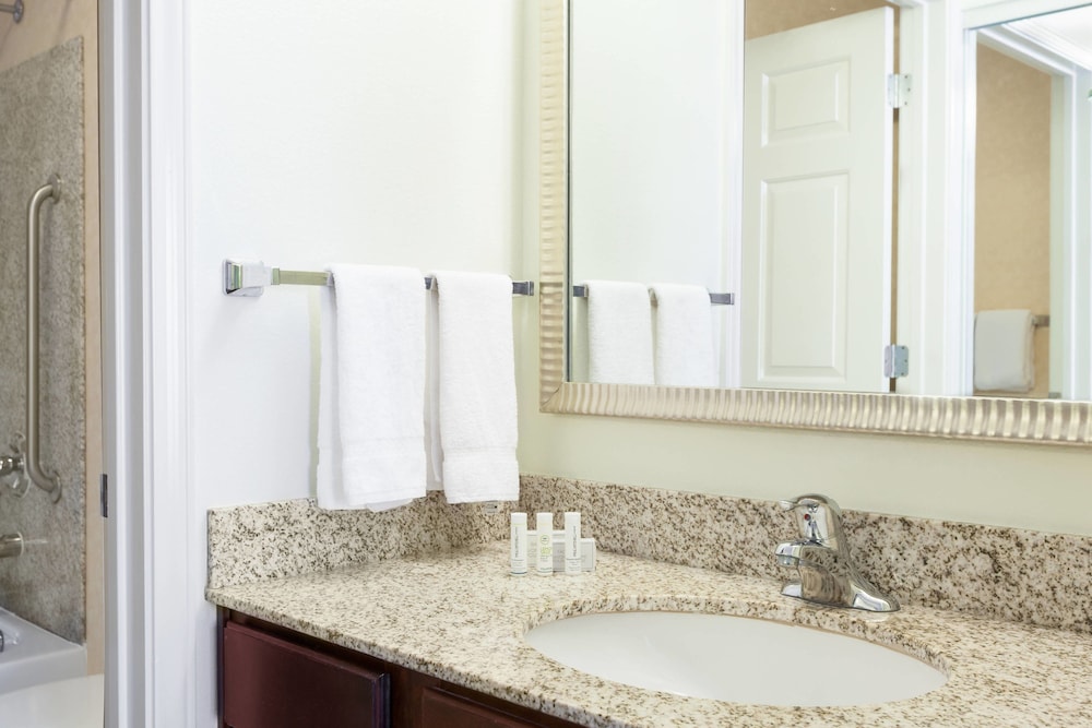 Residence Inn by Marriott Laredo Del Mar 7/26
