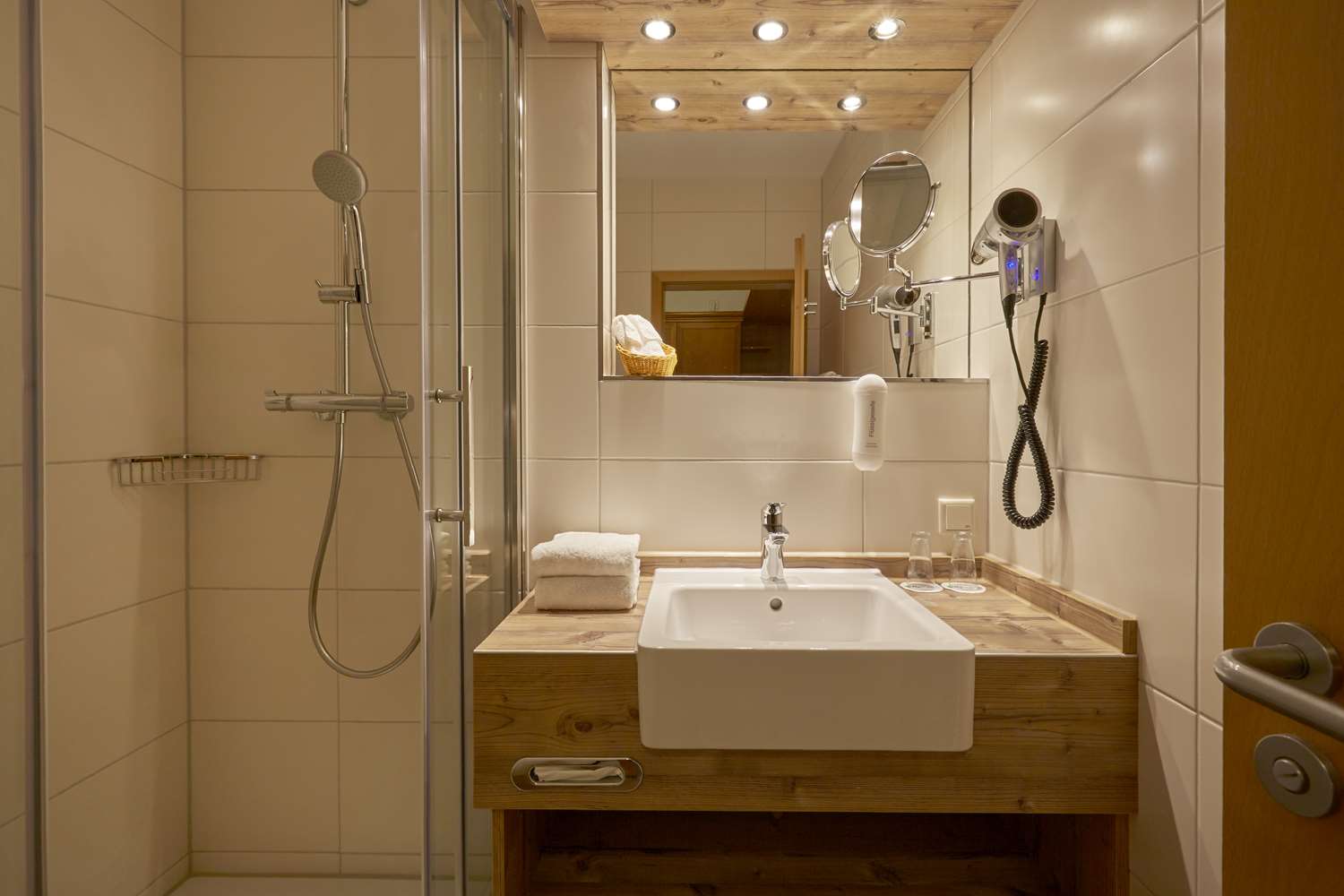 LAGAP Alpin Boutique Hotel 72/76