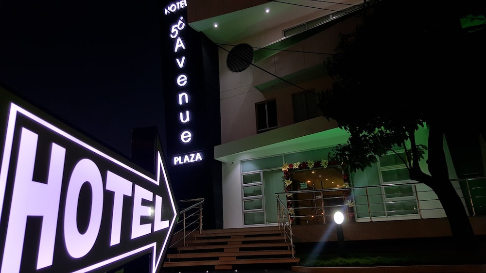 Hotel Ayenda 56 Avenue Plaza 1322 写真3