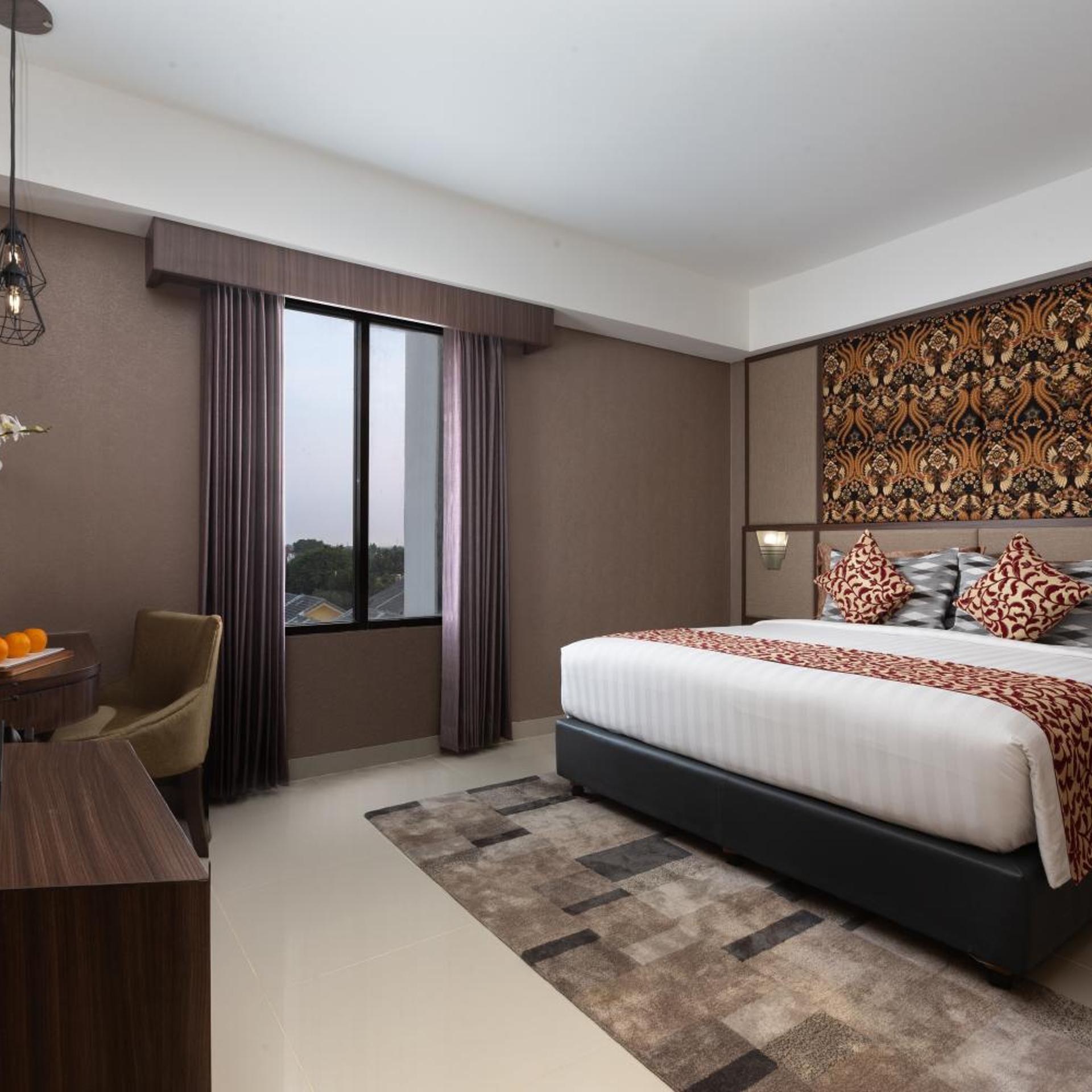 Superior, King Bed