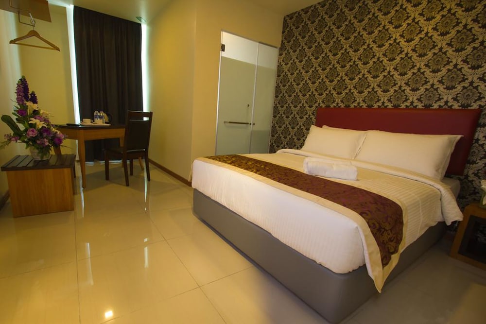 Prince 33 Hotel 14/26