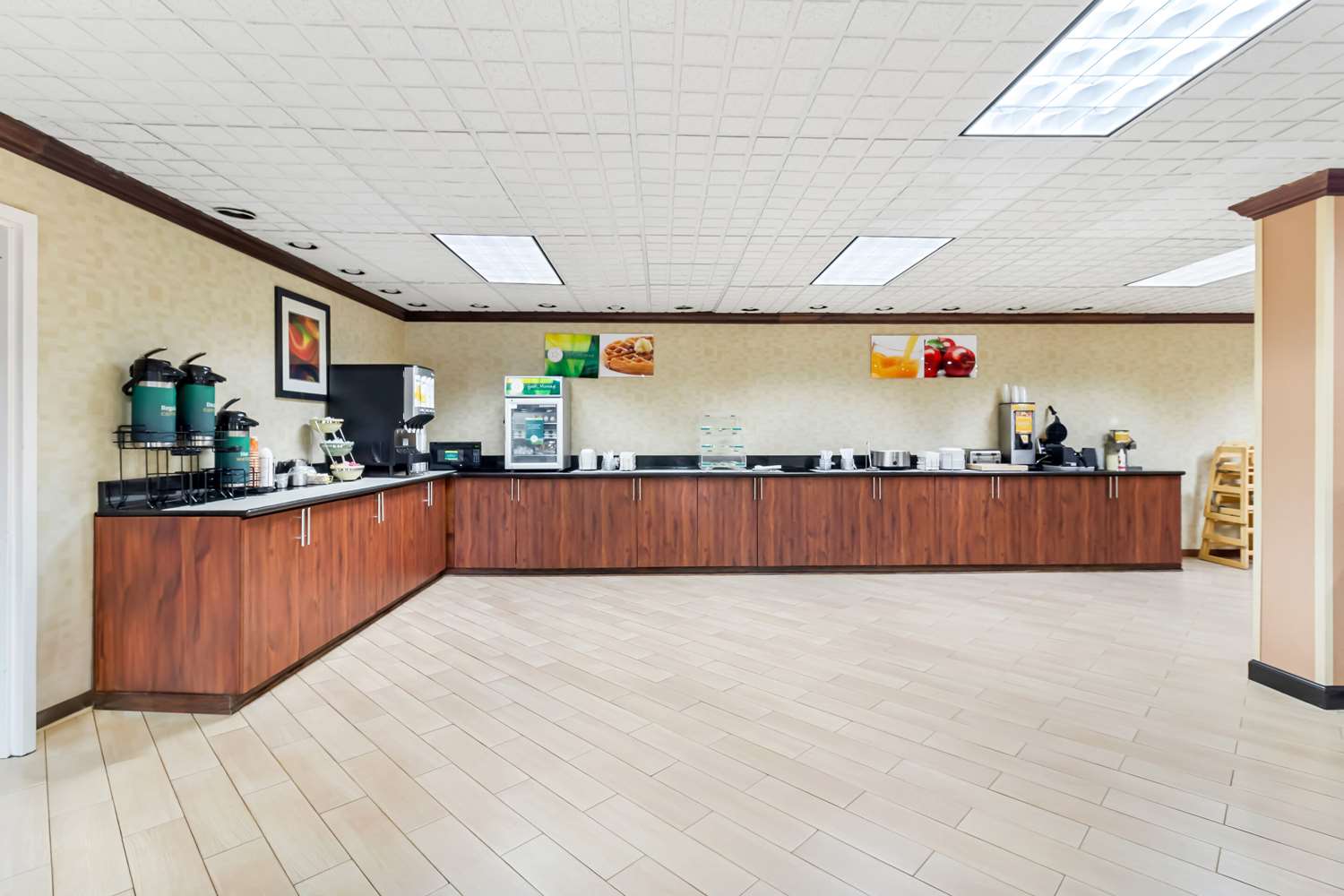 Quality Inn & Suites Florence Civic Center 13/35