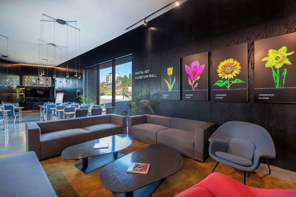 Golden Tulip Design Tbilisi 23/55