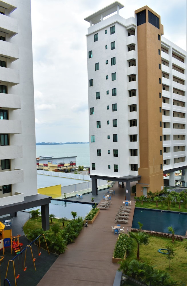 D Wharf Hotel And Serviced Residence 7/71