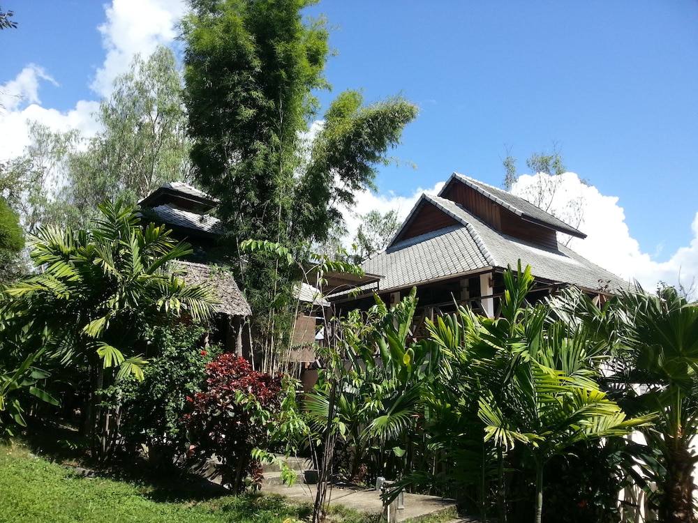 Pai Love & Baan Chon Phao Resort 6/35