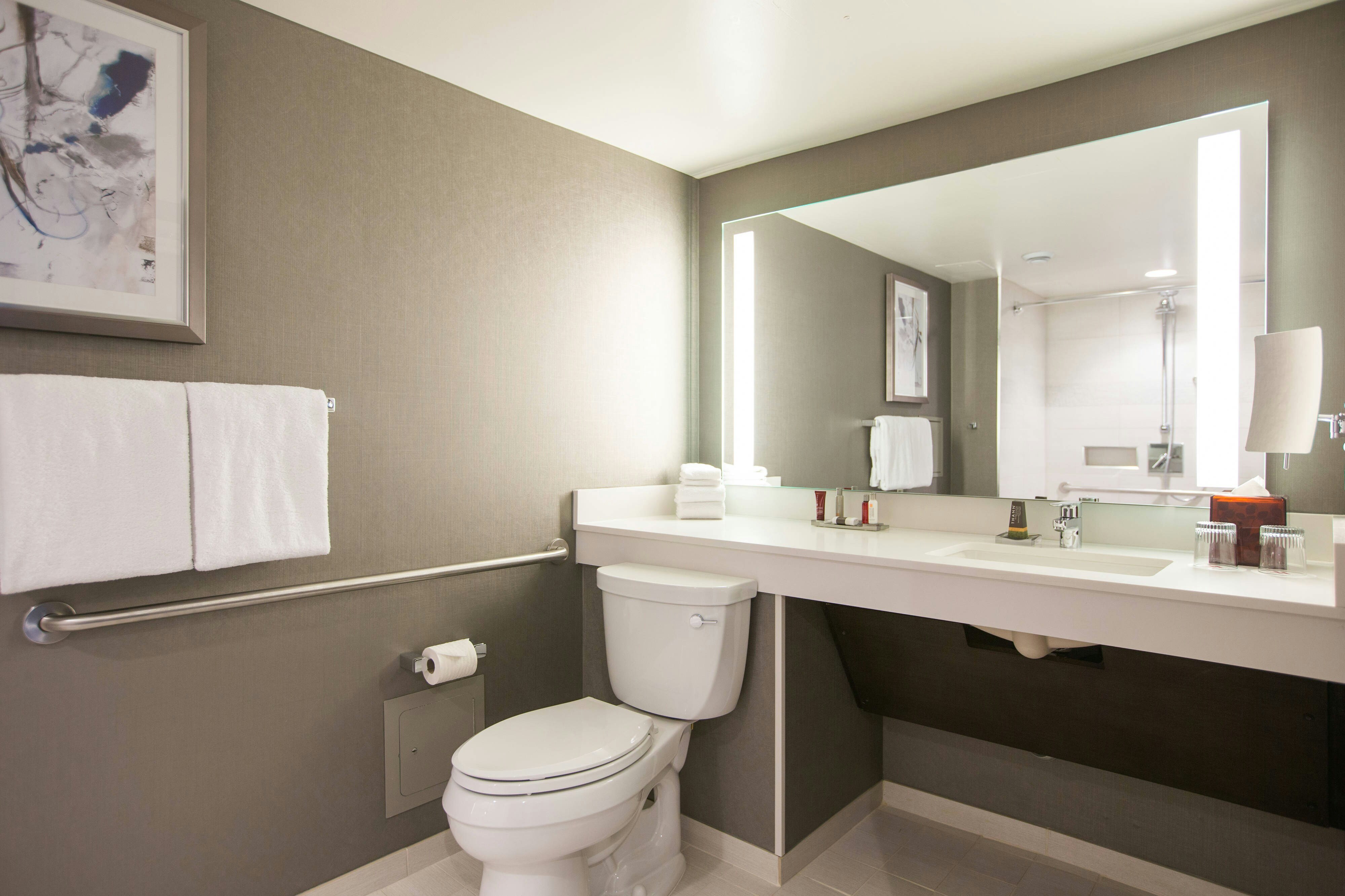CALGARY MARRIOTT DOWNTOWN HOTEL 68/72