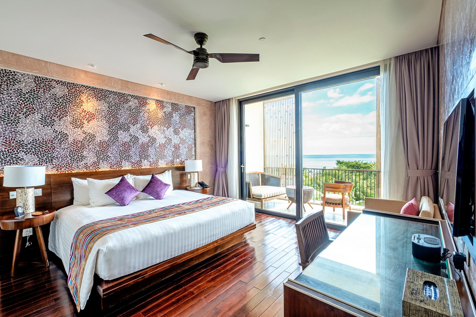 Suite, Sea View