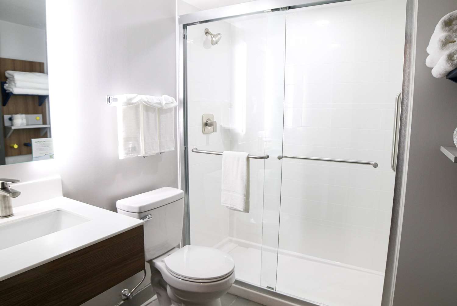 Microtel Inn And Suites Charlotte Northlake 15/16