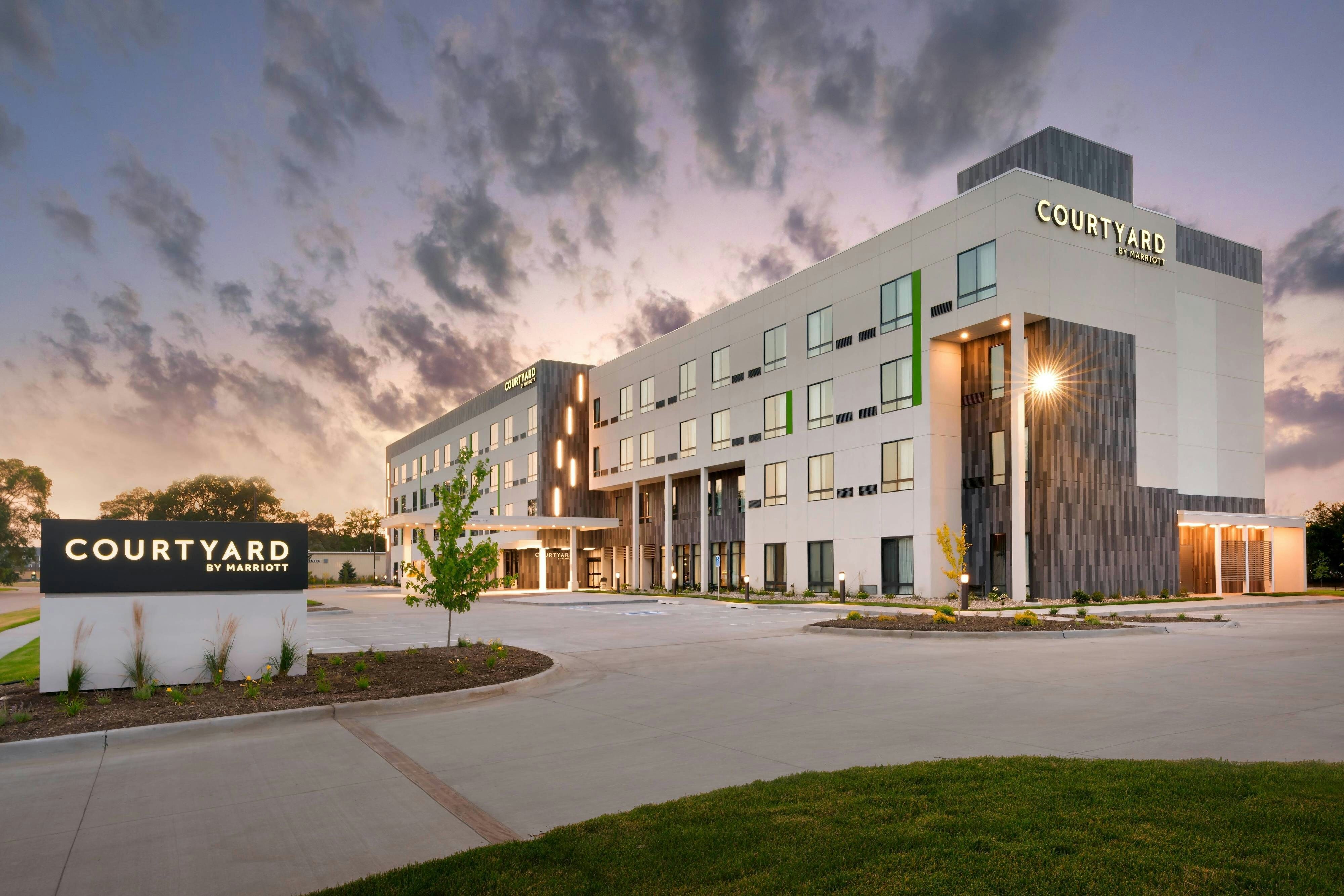 Courtyard by Marriott Ames 2/18