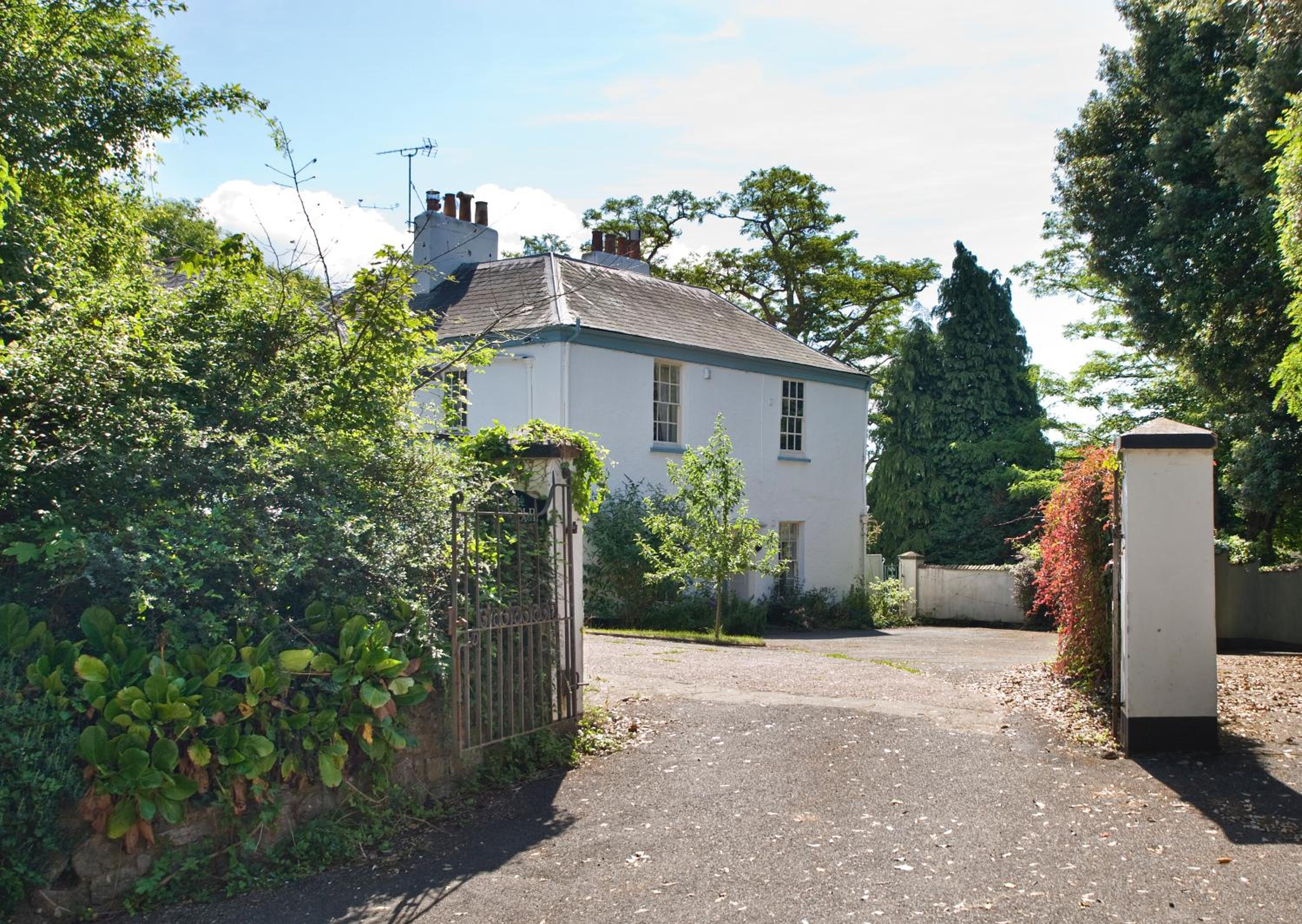Old Vicarage 12/15