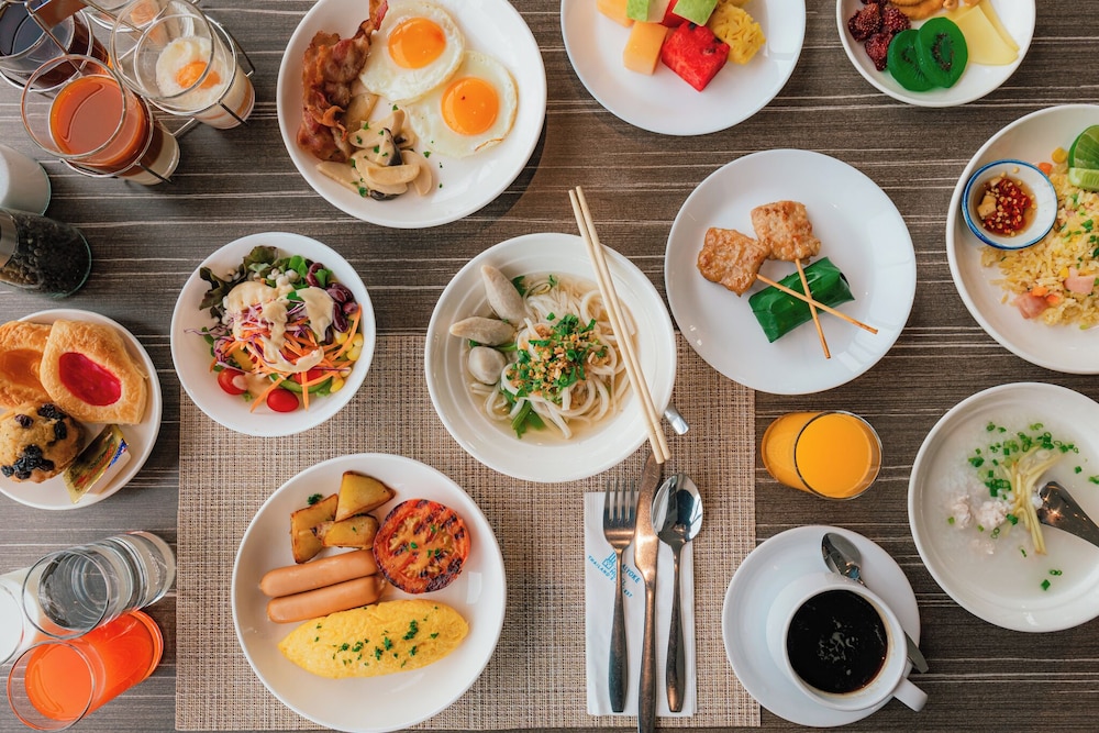 Queensland Hotel Bangkok 35/50