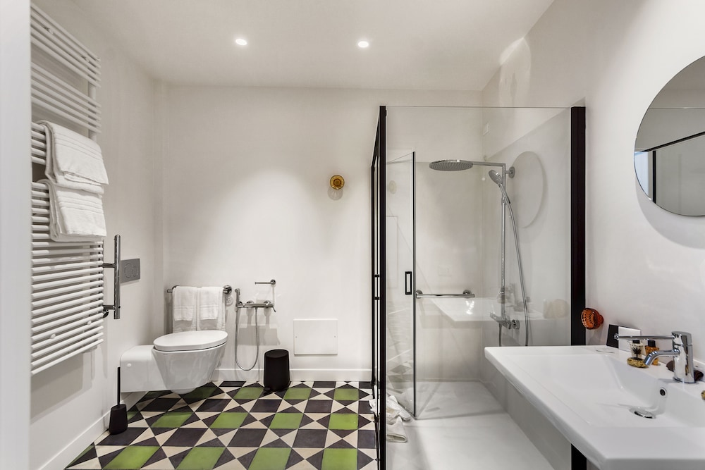 A.D.1768 Boutique Hotel 44/50