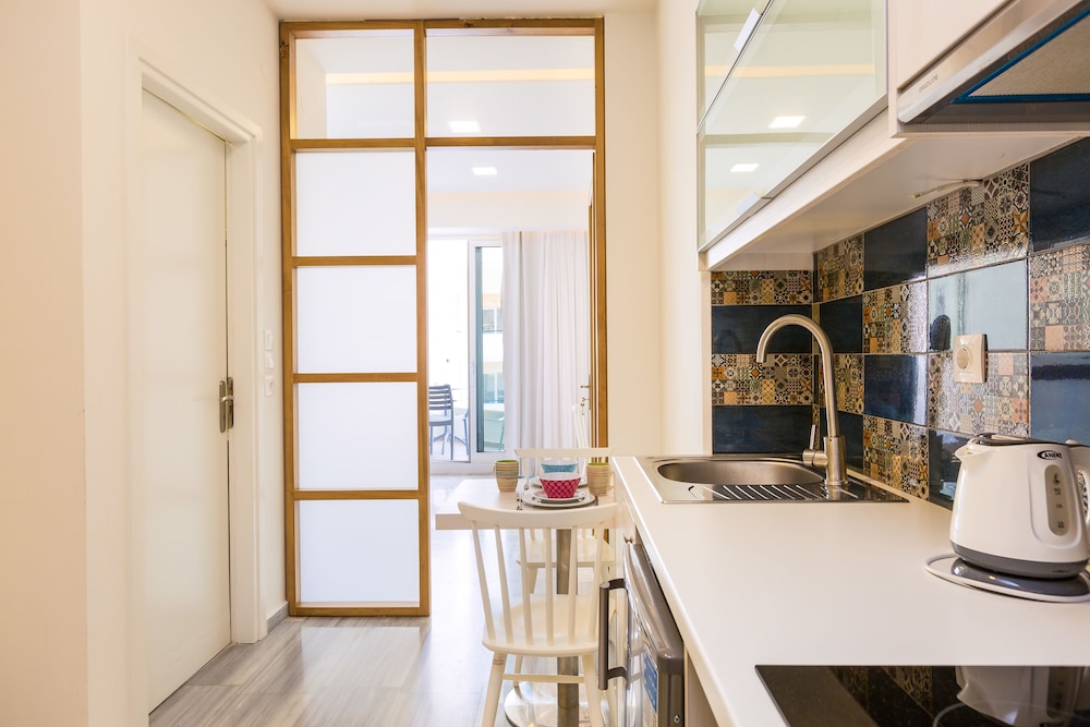 Meltemi Coast Suites 43/68