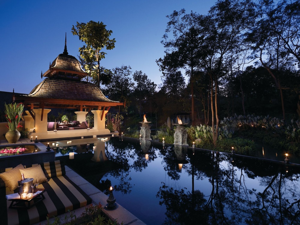 Four Seasons Resort Chiang Mai 12/91