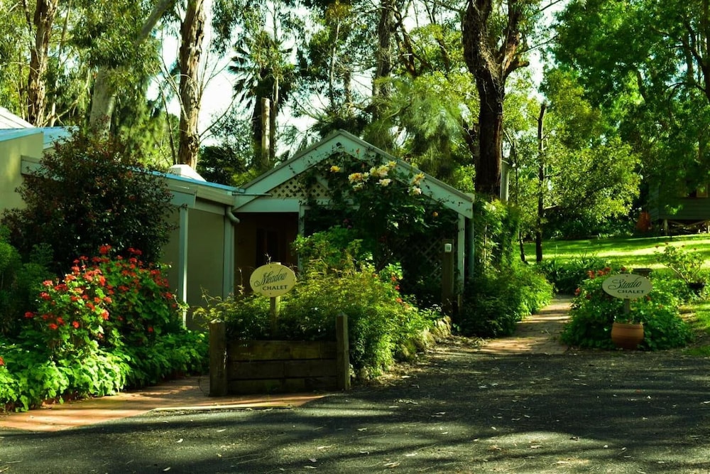 Clarendon Chalets 43/50