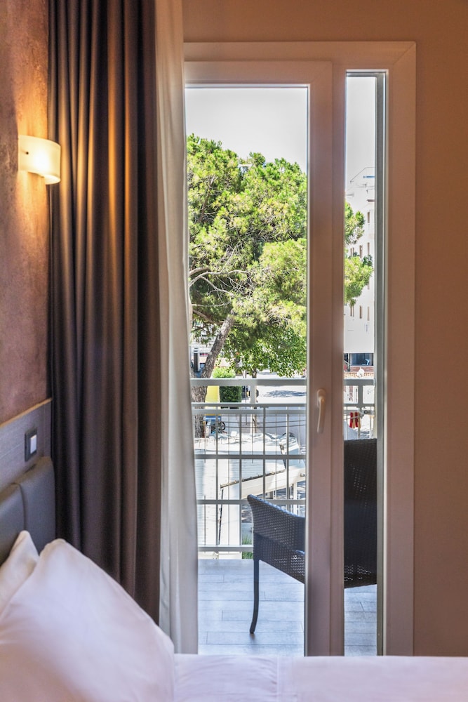 Hotel Helvetia 15/49