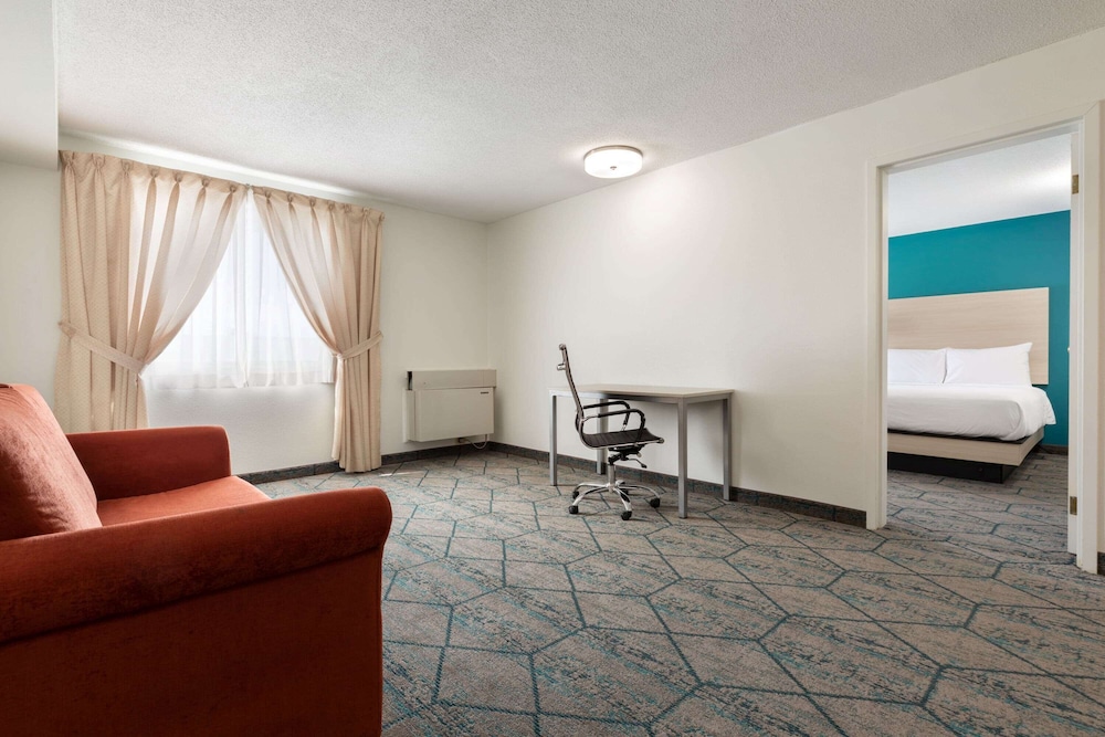 Ramada by Wyndham Miramichi New Brunswick 17/34