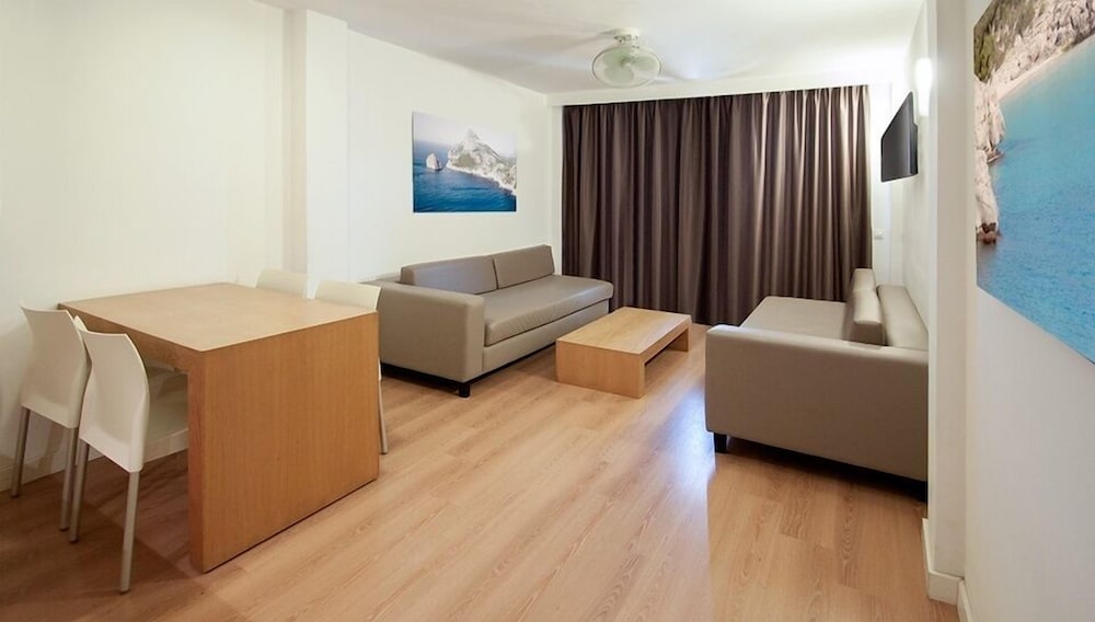 Sol Y Vera Apartments 30/49