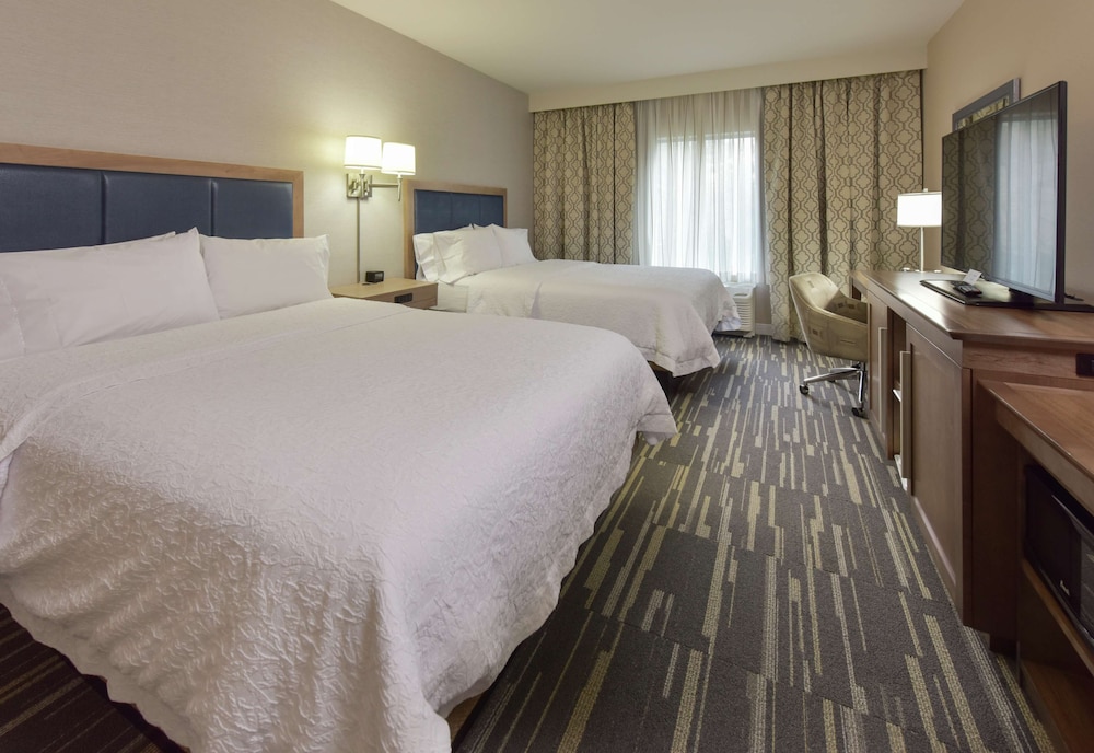 Hampton Inn Suites Seattle Redmond Wa 7/38