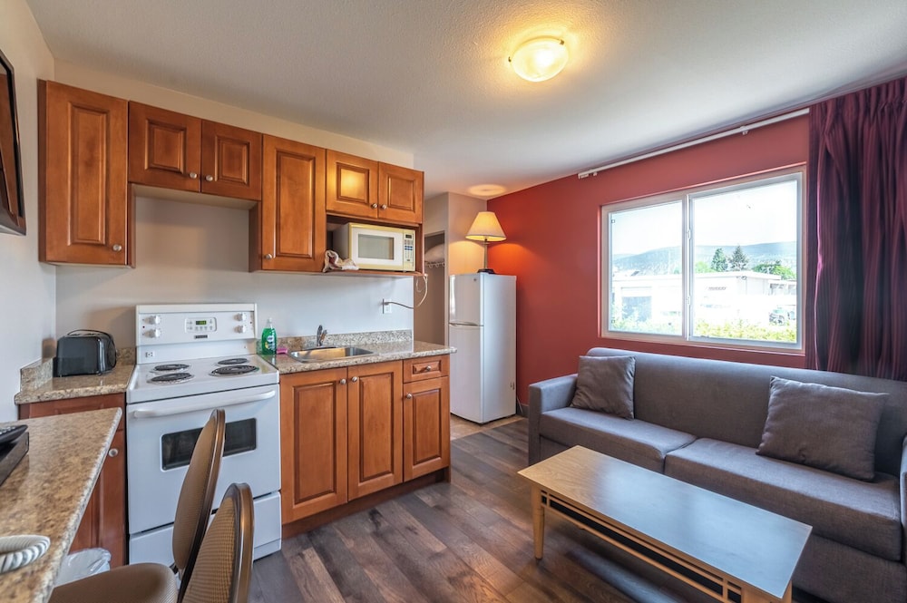 Sahara Courtyard Inn Penticton 51/77