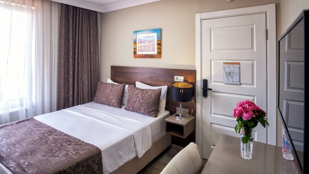 Maca Otel 14/32