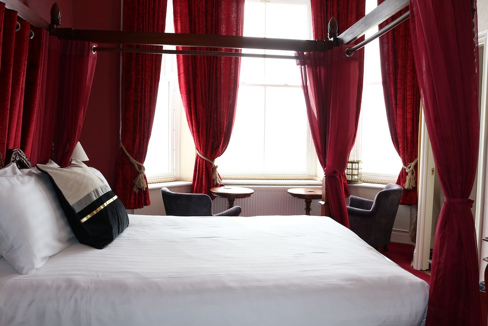The Belgrave Hotel Tenby 15/62