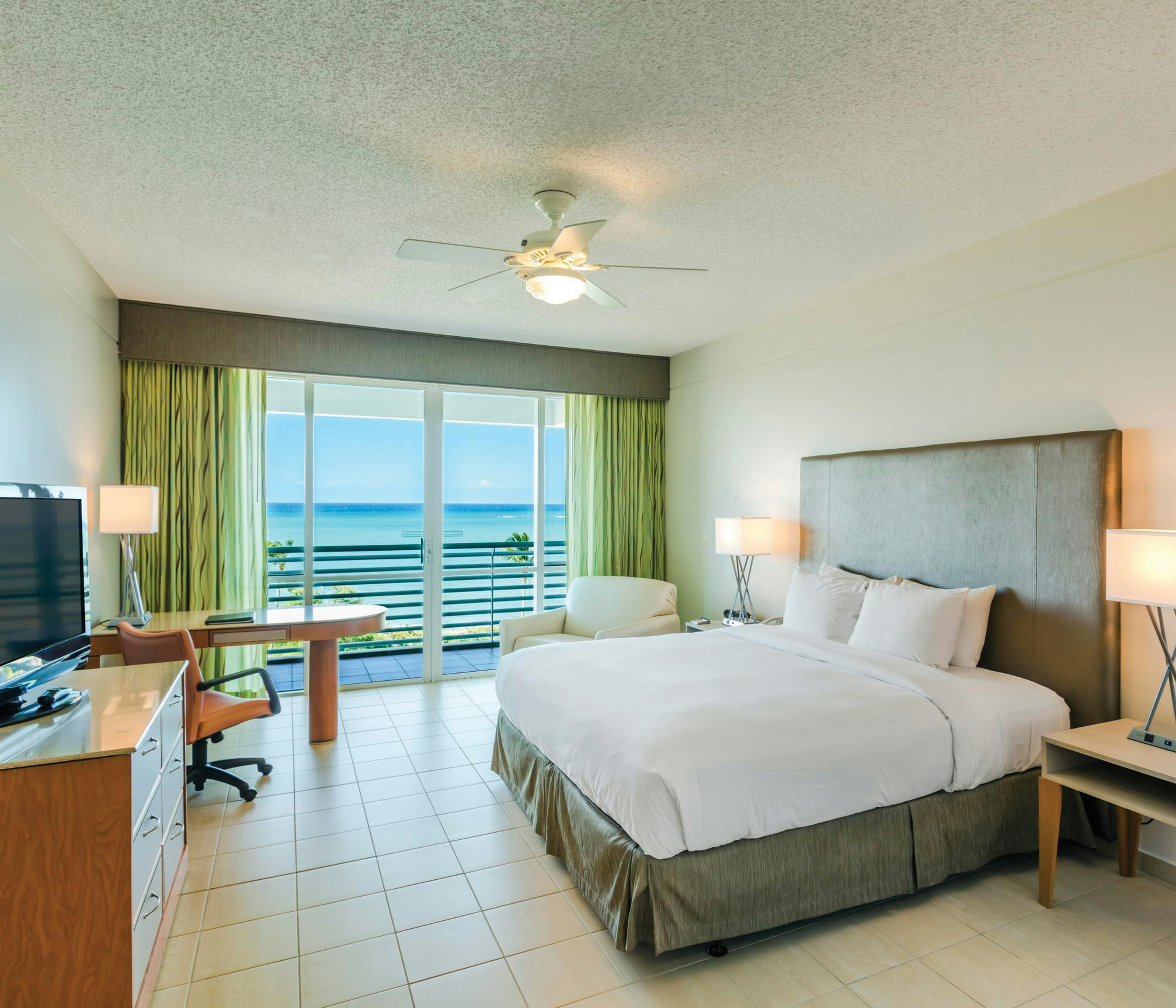Deluxe, King Bed, Ocean View, Accessible