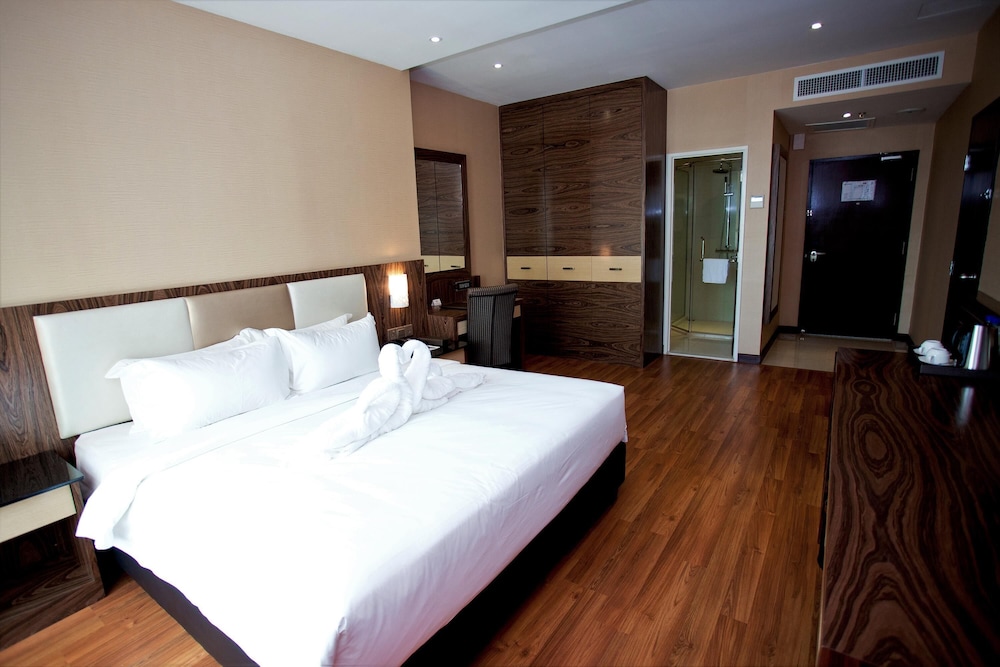 Deluxe, Leisure, Twin Beds, Partial Sea View، Vouk Hotel Suites 2/5