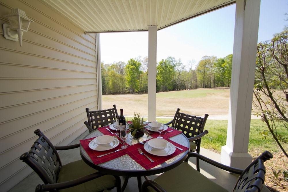 Hilton Vacation Club Greensprings Williamsburg 38/48
