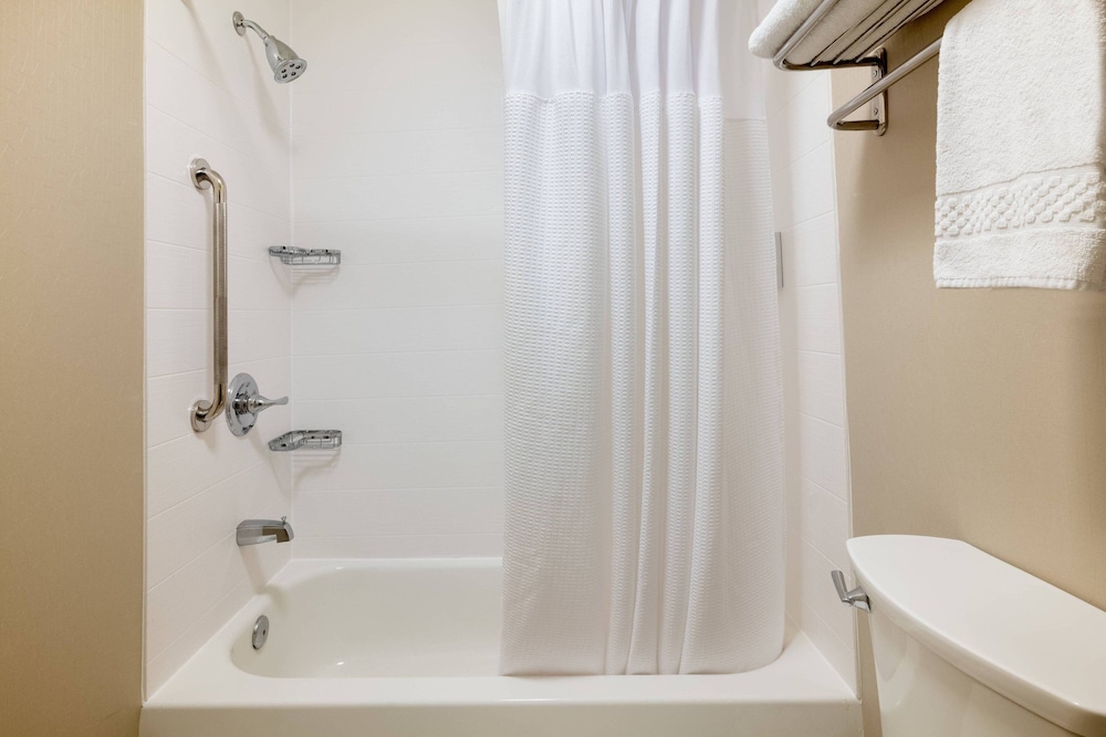 Springhill Suites 10/48
