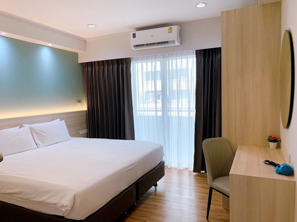 Miloft Sathorn Hotel 14/49
