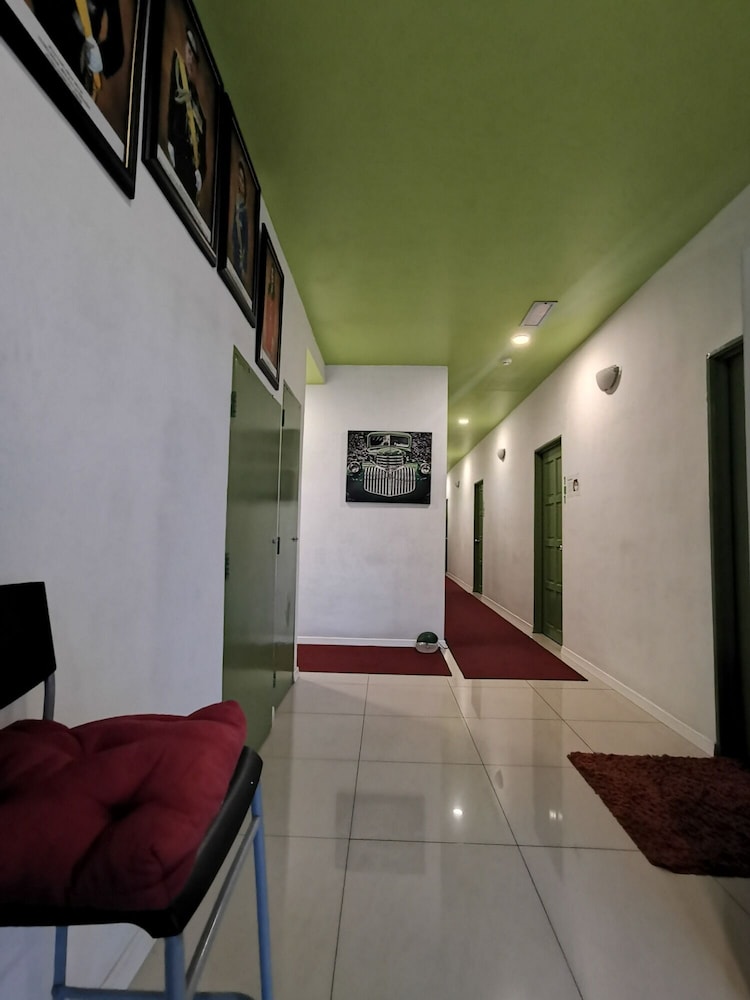 Olive Hotel 15/18