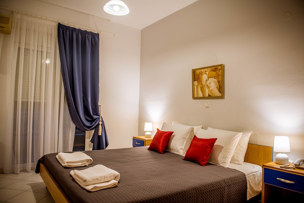 Pantheon Deluxe Apartments 8/47